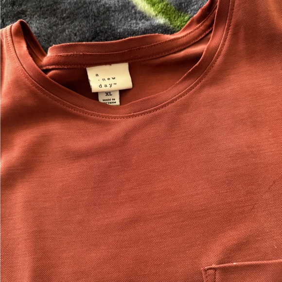 Brown Women’s XL Tank Top - Picture 3 of 5